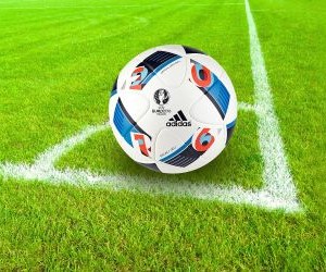 In competitive football, game strategies are essential because they combine technique, stamina, and tactics. They allow teams to measure their performance against others, encourage individual and collective improvement, and keep alive the passion for continuous improvement. These strategies drive discipline, commitment, and the evolution of football at both the professional and amateur levels, strengthening team spirit and the love for the world's most popular sport.