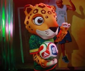  The passion for football goes beyond 90 minutes. It's emotion, identity, and feeling. It unites generations, transcends borders, and turns every goal into a collective celebration. On every pitch, from the grandest stadiums to the humblest fields, the same heart beats: the heart of love for the game.Football isn't just played; it's lived, felt, and shared. Because behind every jersey, every chant, and every glance towards the sky, there's a story, a dream, and a passion that never dies.